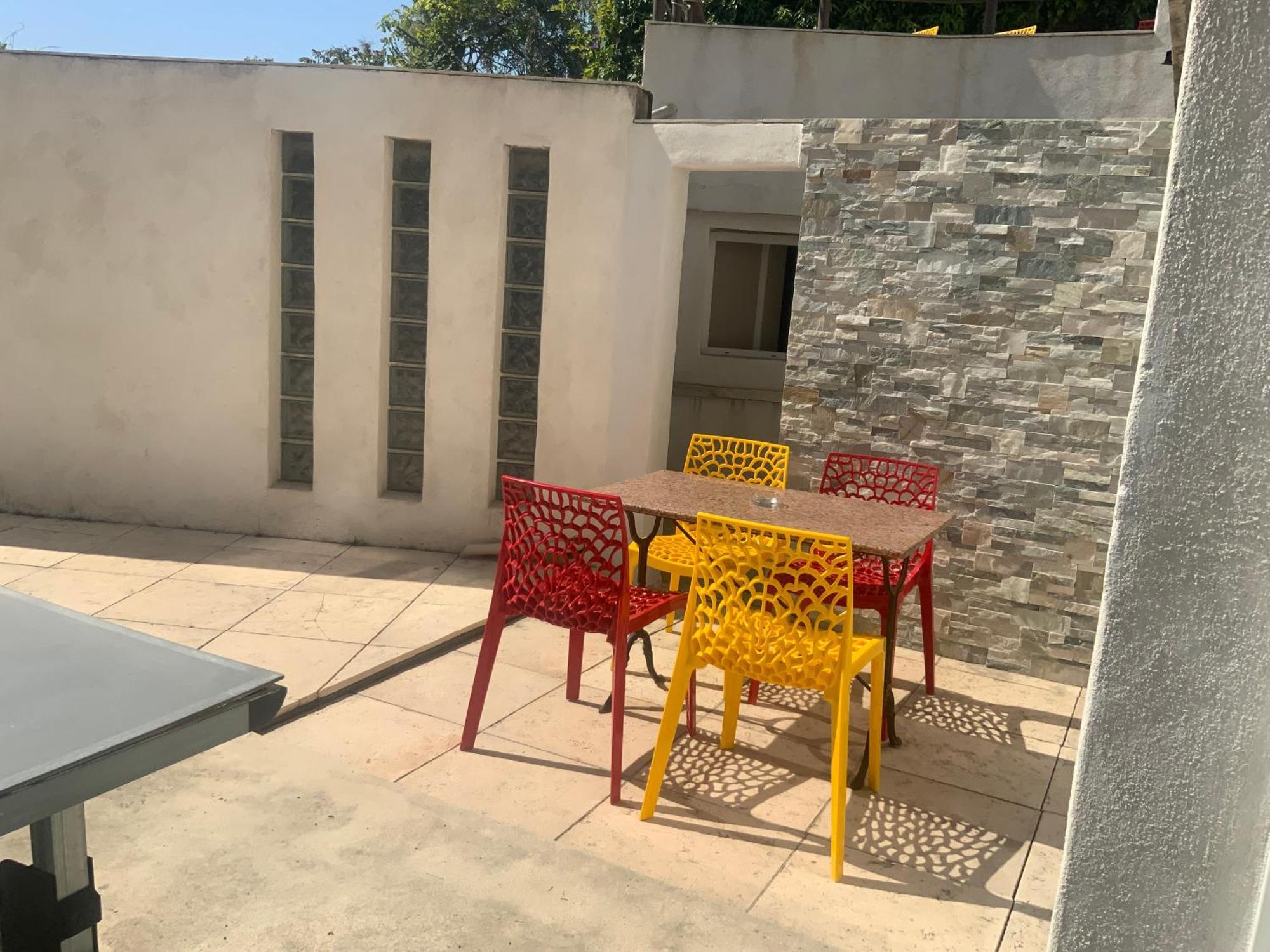 Pour 4 face à la piscine Apartamento Marselha Exterior foto