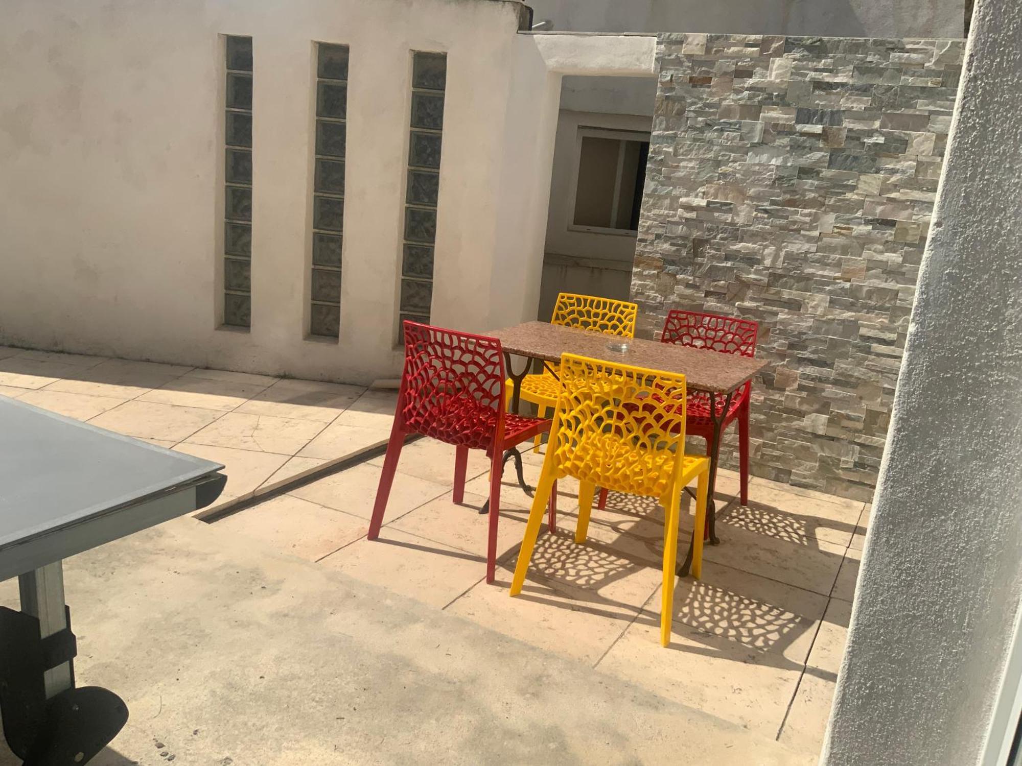 Pour 4 face à la piscine Apartamento Marselha Exterior foto